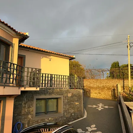 Rose Sun House Villa *