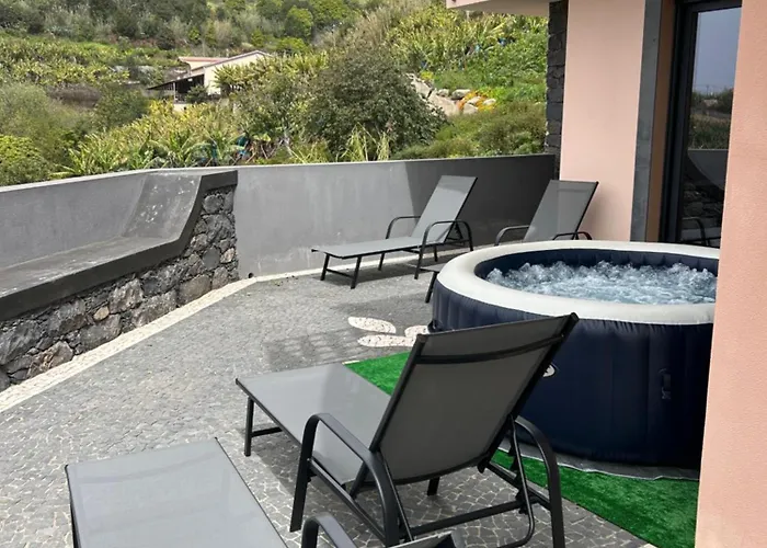 Rose Sun House Villa *